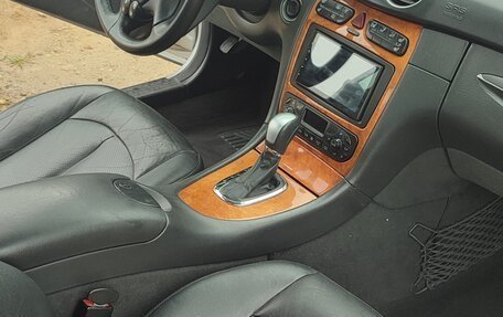 Mercedes-Benz CLK-Класс, 2002 год, 1 250 000 рублей, 24 фотография