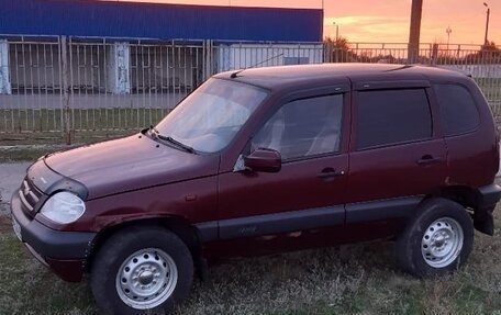 Chevrolet Niva I рестайлинг, 2004 год, 430 000 рублей, 3 фотография