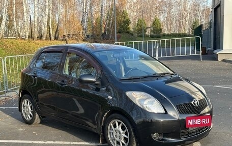 Toyota Yaris III рестайлинг, 2007 год, 654 000 рублей, 2 фотография