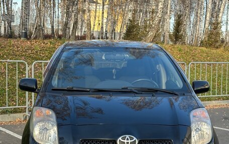Toyota Yaris III рестайлинг, 2007 год, 654 000 рублей, 14 фотография