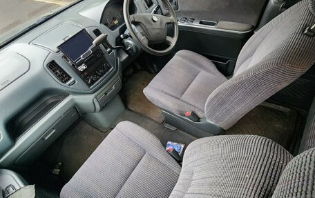 Mitsubishi Dion I рестайлинг, 2001 год, 260 000 рублей, 5 фотография