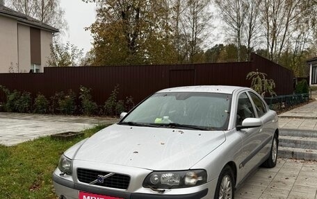 Volvo S60 III, 2004 год, 380 000 рублей, 1 фотография