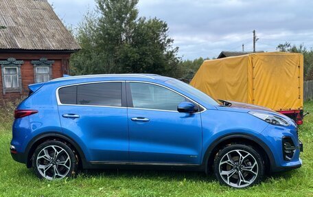 KIA Sportage IV рестайлинг, 2018 год, 2 600 000 рублей, 15 фотография