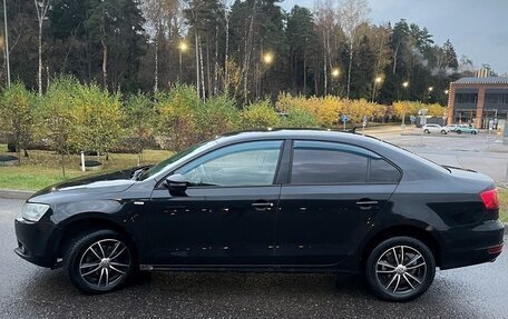 Volkswagen Jetta VI, 2013 год, 1 050 000 рублей, 3 фотография