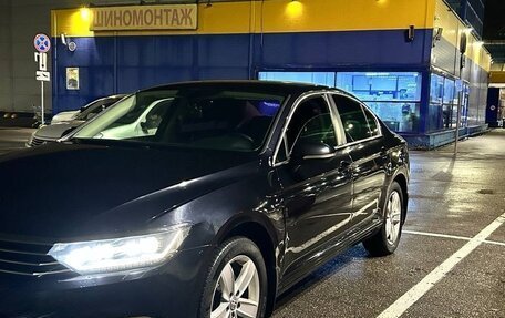 Volkswagen Passat B8 рестайлинг, 2017 год, 1 600 000 рублей, 2 фотография