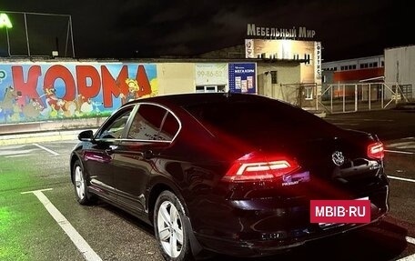 Volkswagen Passat B8 рестайлинг, 2017 год, 1 600 000 рублей, 4 фотография