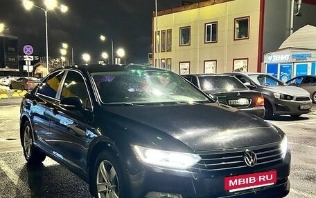Volkswagen Passat B8 рестайлинг, 2017 год, 1 600 000 рублей, 8 фотография