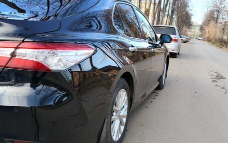 Toyota Camry, 2020 год, 2 850 000 рублей, 6 фотография