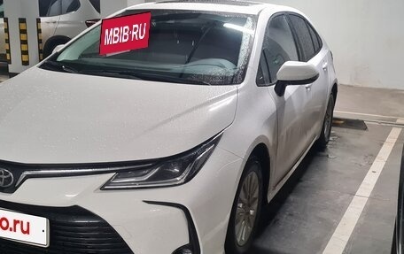 Toyota Corolla, 2022 год, 2 270 000 рублей, 2 фотография