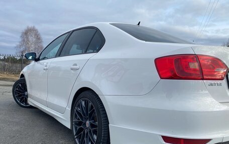 Volkswagen Jetta VI, 2014 год, 1 300 000 рублей, 1 фотография