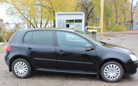 Volkswagen Golf V, 2005 год, 450 000 рублей, 3 фотография