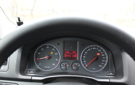 Volkswagen Golf V, 2005 год, 450 000 рублей, 14 фотография