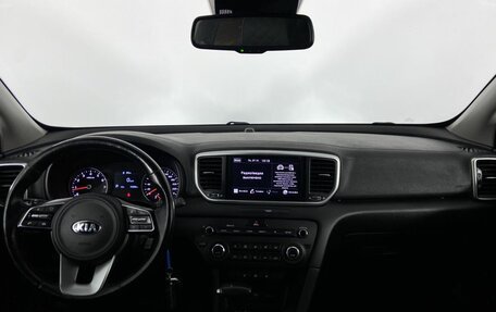 KIA Sportage IV рестайлинг, 2021 год, 2 440 000 рублей, 12 фотография