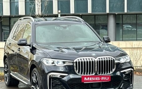 BMW X7, 2021 год, 9 650 000 рублей, 2 фотография
