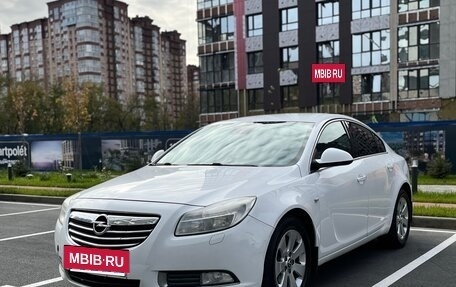Opel Insignia II рестайлинг, 2011 год, 720 000 рублей, 2 фотография