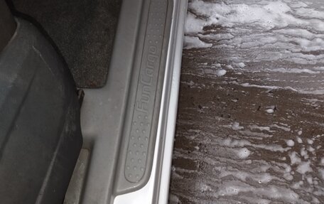 Toyota FunCargo, 2000 год, 418 000 рублей, 9 фотография