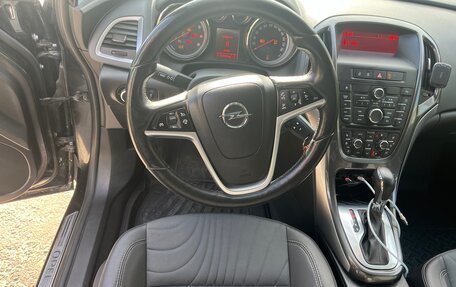 Opel Astra J, 2013 год, 1 050 000 рублей, 5 фотография