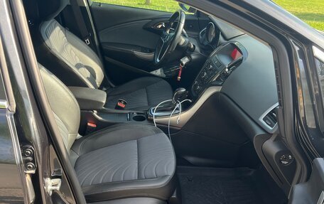 Opel Astra J, 2013 год, 1 050 000 рублей, 9 фотография