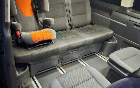 Volkswagen Multivan T5, 2010 год, 1 550 000 рублей, 8 фотография