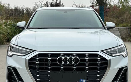 Audi Q3, 2022 год, 2 600 000 рублей, 2 фотография