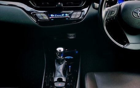 Toyota C-HR I рестайлинг, 2018 год, 2 100 000 рублей, 6 фотография