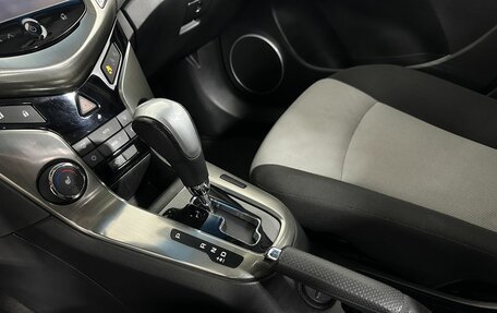 Chevrolet Cruze II, 2015 год, 950 000 рублей, 13 фотография