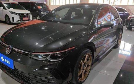 Volkswagen Golf VIII, 2021 год, 1 650 000 рублей, 1 фотография