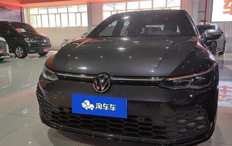 Volkswagen Golf VIII, 2021 год, 1 650 000 рублей, 2 фотография