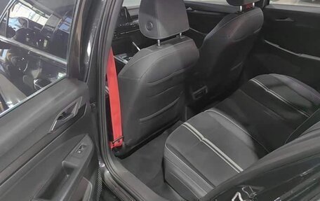 Volkswagen Golf VIII, 2021 год, 1 650 000 рублей, 8 фотография