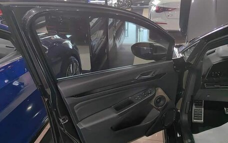 Volkswagen Golf VIII, 2021 год, 1 650 000 рублей, 9 фотография