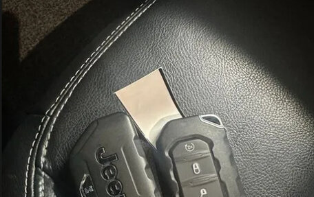 Jeep Wrangler, 2022 год, 3 430 000 рублей, 14 фотография