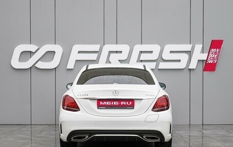 Mercedes-Benz E-Класс, 2020 год, 3 950 000 рублей, 4 фотография