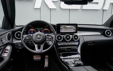 Mercedes-Benz E-Класс, 2020 год, 3 950 000 рублей, 8 фотография