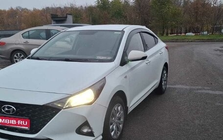 Hyundai Solaris II рестайлинг, 2020 год, 1 300 000 рублей, 2 фотография