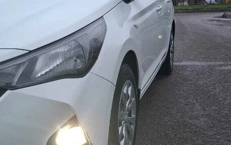 Hyundai Solaris II рестайлинг, 2020 год, 1 300 000 рублей, 12 фотография