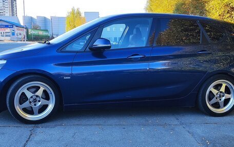 BMW 2 серия Active Tourer F45, 2017 год, 1 400 000 рублей, 5 фотография