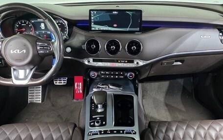 KIA Stinger I, 2022 год, 2 428 000 рублей, 7 фотография