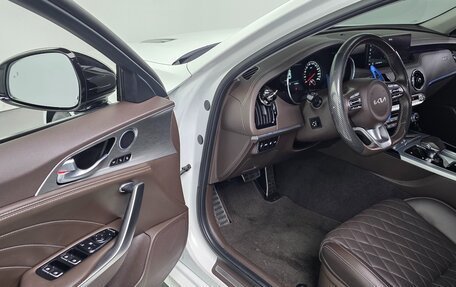 KIA Stinger I, 2022 год, 2 428 000 рублей, 11 фотография