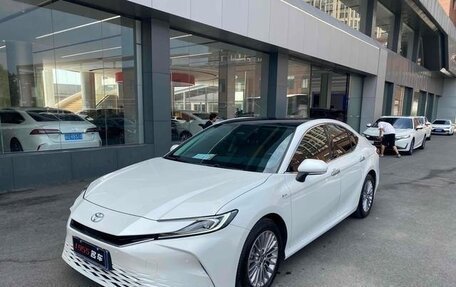 Toyota Camry, 2024 год, 3 250 000 рублей, 5 фотография