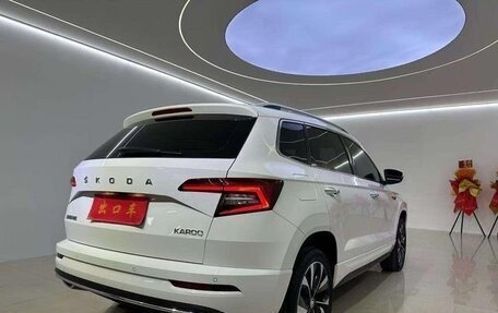 Skoda Karoq I, 2022 год, 2 275 000 рублей, 4 фотография