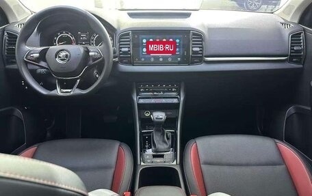 Skoda Karoq I, 2022 год, 2 275 000 рублей, 8 фотография