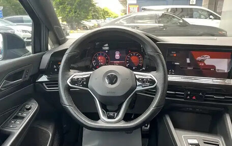 Volkswagen Golf VIII, 2021 год, 1 490 123 рублей, 10 фотография