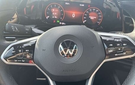 Volkswagen Golf VIII, 2021 год, 1 490 123 рублей, 11 фотография