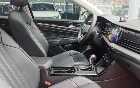 Volkswagen Passat B8 рестайлинг, 2022 год, 1 550 000 рублей, 6 фотография