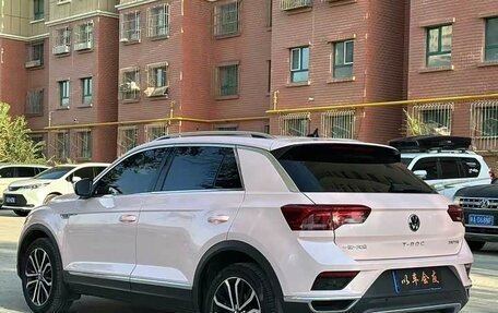 Volkswagen T-Roc I, 2021 год, 1 670 000 рублей, 9 фотография