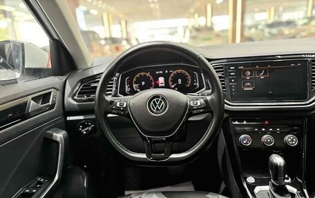 Volkswagen T-Roc I, 2022 год, 1 500 000 рублей, 9 фотография