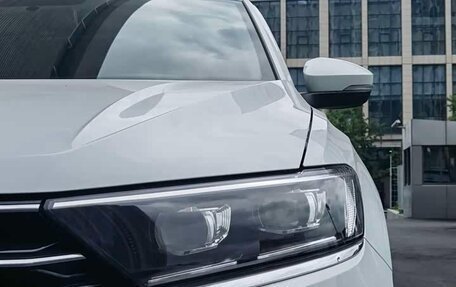 Volkswagen T-Roc I, 2022 год, 1 600 000 рублей, 9 фотография