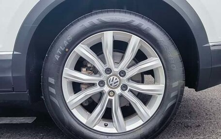 Volkswagen T-Roc I, 2022 год, 1 600 000 рублей, 8 фотография