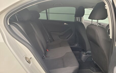 Volkswagen Jetta VI, 2015 год, 1 300 000 рублей, 9 фотография