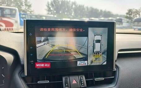 Toyota RAV4, 2022 год, 3 000 000 рублей, 11 фотография